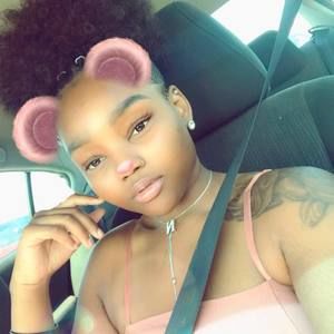 Meet your Posher, Nolana